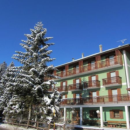 Albergo Monteverde Lavarone Eksteriør billede